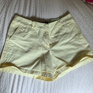 Vineyard Vines shorts